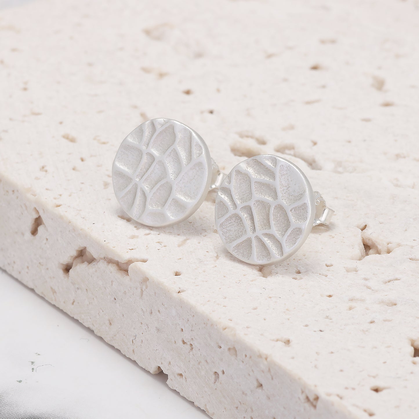 925 Sterling Silver Hammered Disc Stud Earrings for Women, 10mm Minimalist Hypoallergenic Earrings for Sensitive Ears, Simple Everyday Jewelry